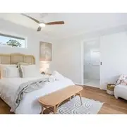 Fleur De Chalet - Pet Friendly - 10 Mins Walk To Beach
