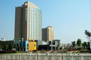 溧陽金峯國際飯店Liyang Jinfeng International Hotel