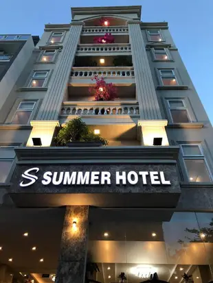 頭頓夏季飯店Summer Hotel Vung Tau