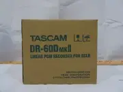 Tascam DR-60DMKII 4-Channel Portable Audio Recorder for DSLR TF