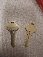 2 KEYS EVEREST PRIMUS SCHLAGE S135 KEYS UNCUT LOCKSMITH