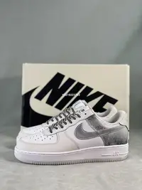 在飛比找Yahoo!奇摩拍賣優惠-Nike Air Force 1 “Space Silver