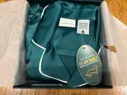 BNWT Peter Alexander Christmas Green With White Trims Satin Pj Set- SIZE 8 Kids