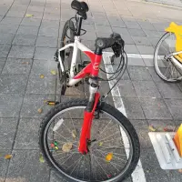 在飛比找蝦皮購物優惠-捷安特登山車26自行車吋台北市內江街可以面交