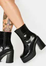 [Current Mood] Croc My World Platform Boots