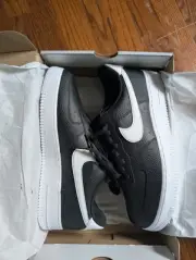 Nike Air Force 1 '07 Black White Pebbled Leather Low Men's Size 10.5