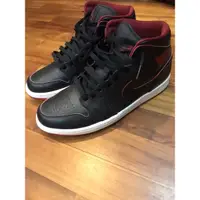 在飛比找蝦皮購物優惠-[售出]air Jordan 1 mid 全黑