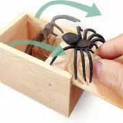 2025 New Models Spider Prank Box - Funny Wooden Box Toy, Hilarious Christmas Money Gift Box Surprise Toy and Gag Gift Practical Joke