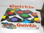 MindWare Qwirkle Mix Match Score & Win Board Game 2-4 Players New