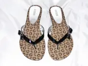 New Authentic GuessThongs By Marciano Cooper Tan Denim Textile/Black Patent 6.5