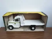 Ertl Farm Toy JOHN DEERE DEALER TILT BED TRUCK WITH BOX