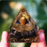 Crystals Stone Orgone Pyramid Energy Generator Natural Amethyst Peridot D