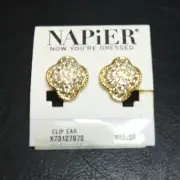 Vintage Jewelery Signed NAPIER Clear Rhinestone Screw/Clip On Earrings. 6752