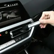 1x Car Conditioning Air Outlet Retractable Wool Cleaning Brush Tool Accessories (for: Honda Civic)