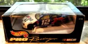 Hot Wheels Pro Racing Jeremy Mayfield Mobil 1 car new in pack