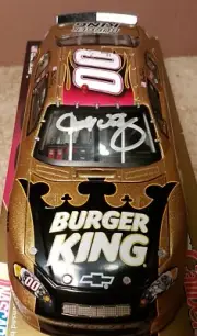 AUTOGRAPHED! Team Caliber 1:24 BILL ELLIOTT '06 00 Burger King 750 of 2400