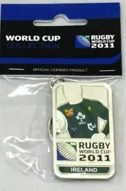 33656 RUGBY WORLD CUP 2011 IRELAND SILVER JERSEY FLAG KEYRING KEY RING