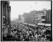 Photo:Labor Day crowd, Main St., Buffalo, N.Y.