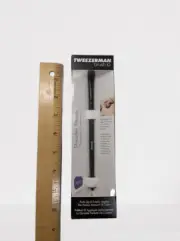 NEW!! Tweezerman Brush IQ EYE Color SHADER BRUSH DuPont Natrafil Filaments