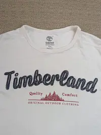 在飛比找Yahoo!奇摩拍賣優惠-Timberland 白色短袖刺袖T-shirt 棉質短t