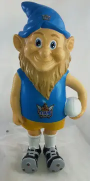 Gold Coast Titans NRL Garden Gnome In Team Jersey and Boots * 2013 Model