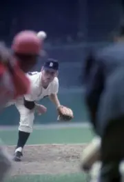 Denny McLain of the Detroit Tigers throws a pitch during a game ag- Old Photo 1