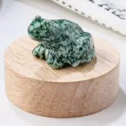 Natural Emerald Stone Quartz Crystal Lucky Frog Statue Mini Energy Vivid Decor