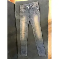 在飛比找蝦皮購物優惠-Victoria jeans 百貨專櫃 牛仔褲 鉛筆褲 小腳