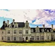 Save 10.00%! Five-Course Loire Valley Chateau Dining Experience