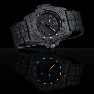 【LUMINOX 雷明時】NAVY SEAL 3500海豹2代碳纖維鏈帶腕錶(消光黑x黑時標)