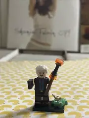 MOBIUS LOKI LEGO MINIFIG MINI FIGURE alligator disney+ marvel mcu owen wilson
