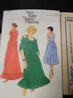 Very Easy Vogue Patterns Size 14 9467 Misses Dress Shawl