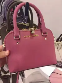 在飛比找旋轉拍賣優惠-【全新正貨私家珍藏】Michael Kors Cindy 新