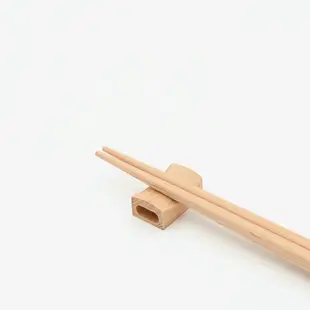 芬多森林 紅色小花款 台灣檜木環保筷組 通過SGS檢驗的檜木筷 台灣檜木筷架 外出餐具 環保餐具 環保筷 環保湯匙