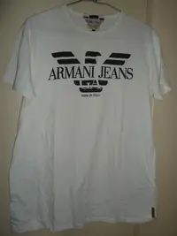 在飛比找Yahoo!奇摩拍賣優惠-ARMANI JEANS 義大利製白色印花彈性短袖T恤,尺寸