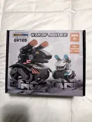 GIZMOVINE REMOTE CONTROL DINO TANK WAR OF JUSTICE, GV105,RC 2.4GHZ, AGES 6+