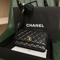 在飛比找PopChill優惠-[二手] Chanel trendy cc新版雕花