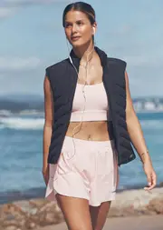 [Lorna Jane] Lightspeed Phone Pocket Run Shorts in Pink, Size - Medium M Pale Peony