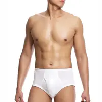 在飛比找momo購物網優惠-【三槍牌】精典型男金絲棉三角褲(白2件組)