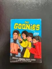 Scanlens Allens & Regina THE GOONIES Cellophane Unopened Packet.