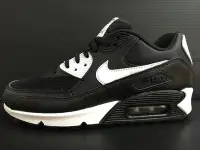 在飛比找Yahoo!奇摩拍賣優惠-NiKE Air Max 黑白配色 皮革/布質 雙面料 後開