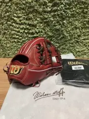 Wilson Staff Hard Glove1723 Brick