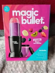 NEW! Magic Bullet 7-Piece 250 Watts Personal Blender 18 oz. MBR-0701AKWME Black