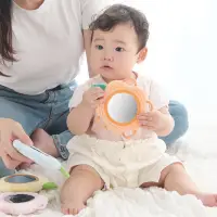 在飛比找蝦皮購物優惠-現貨 日本 SHAOOL 花朵造型 手搖鈴鐺鏡 知育玩具 寶