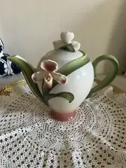 Franz Porcelain Teapot Lady Slipper Orchid FZ00279 Food Safe/Lead Free Artisan