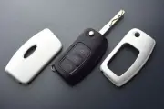 Ford Car Remote Flip Key Cover Case Skin Shell Cap Fob Protection ABS White 05-. (for: Ford)