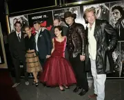 Actors Clive Owen Jessica Alba Mickey Rourke Brittany Murphy toget- Old Photo 3