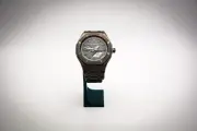 Casio G-Shock GA-2110ET-8AER "CASIOAK" grey mod, travel pouch, stand,rugged case