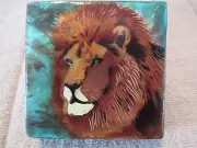 1556 * LION ~ CAPIZ SHELL TRINKET BOX