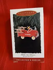 Hallmark ~ Kiddie Car Classics Murray Fire Truck ~ Keepsake Ornaments 1995 NEW
